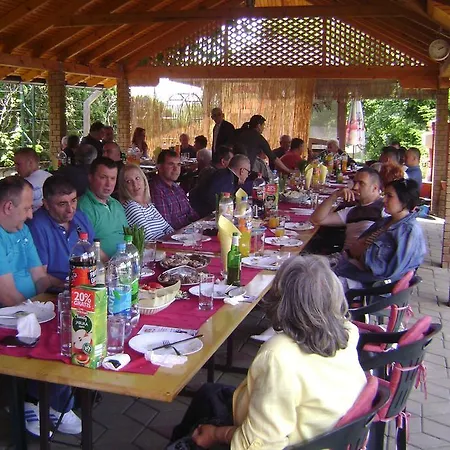 Πανσιόν Cokori Μπάνια Λούκα